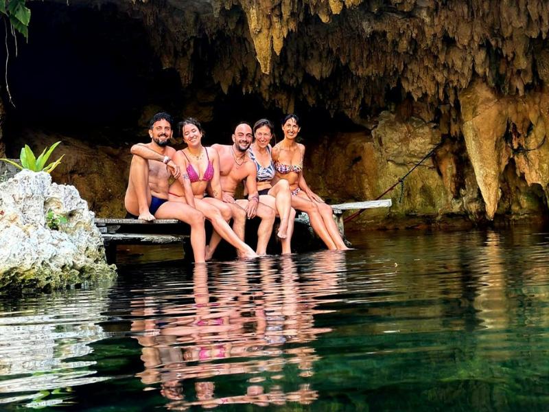 <p><br></p><p><strong>Yucatan On The Road</strong></p>